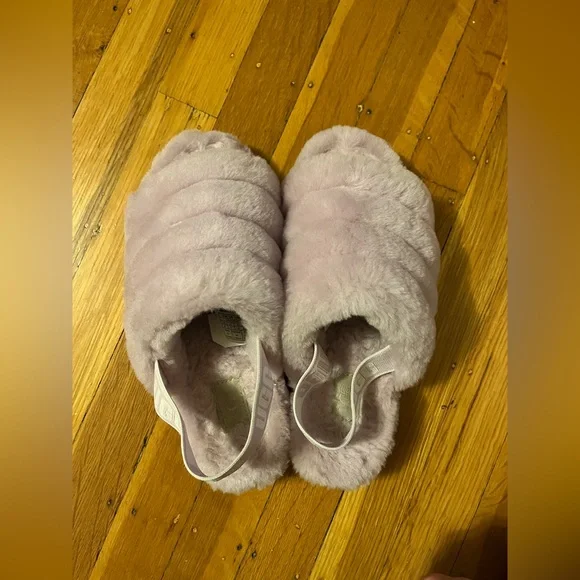 UGG Uggs pink violet sheepskin fluff yeah slides slippers sandals size 6 67 - Picture 2 of 6